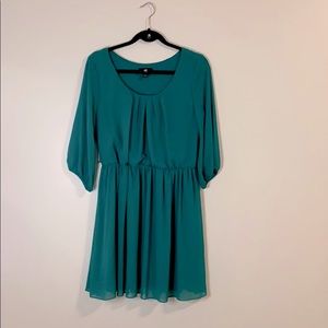 Iz Byer green dress